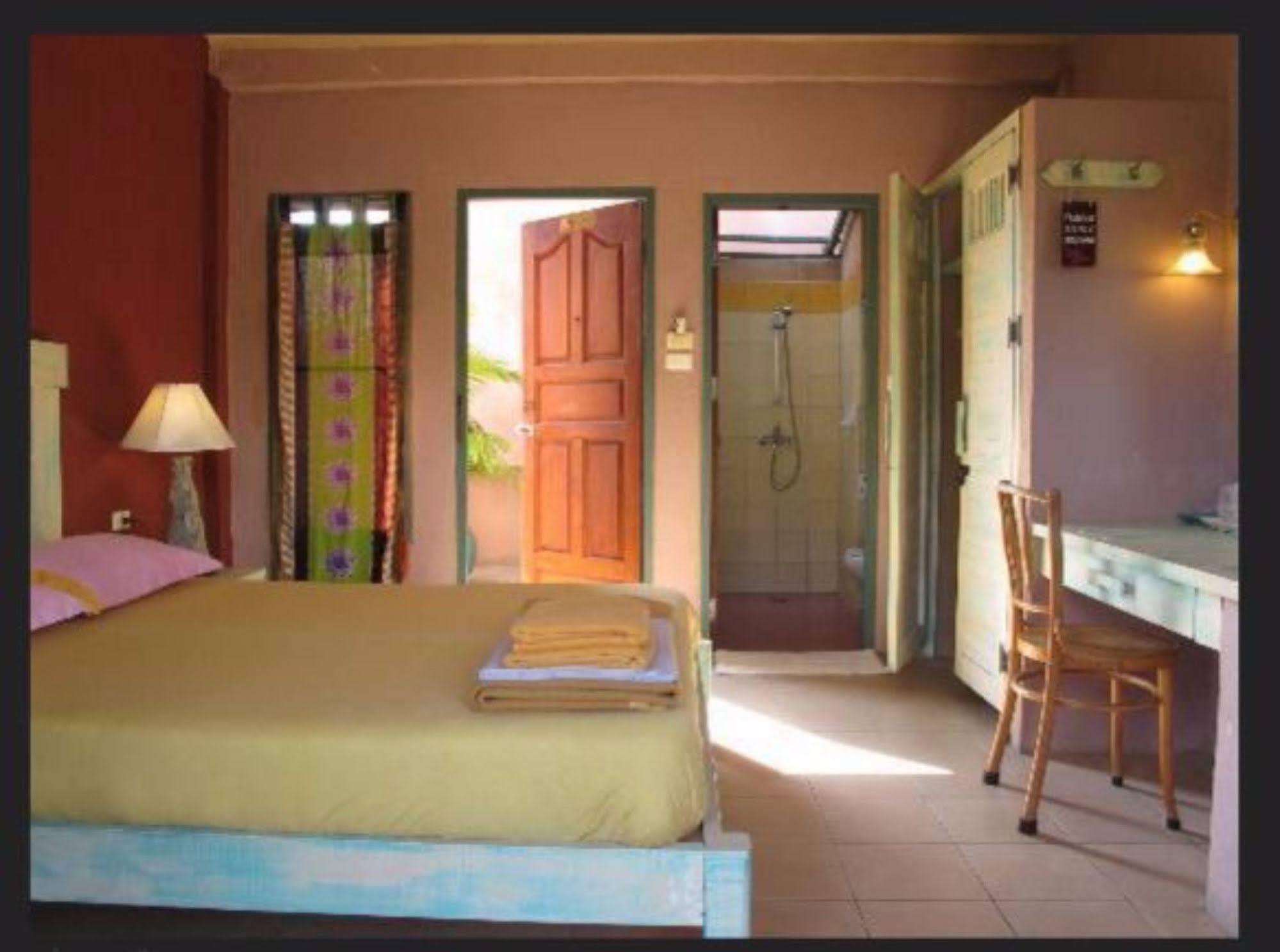 Casa Brazil Homestay Karon Luaran gambar